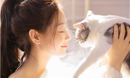 Ezoey徐佩玲白羊座2025年10月运势